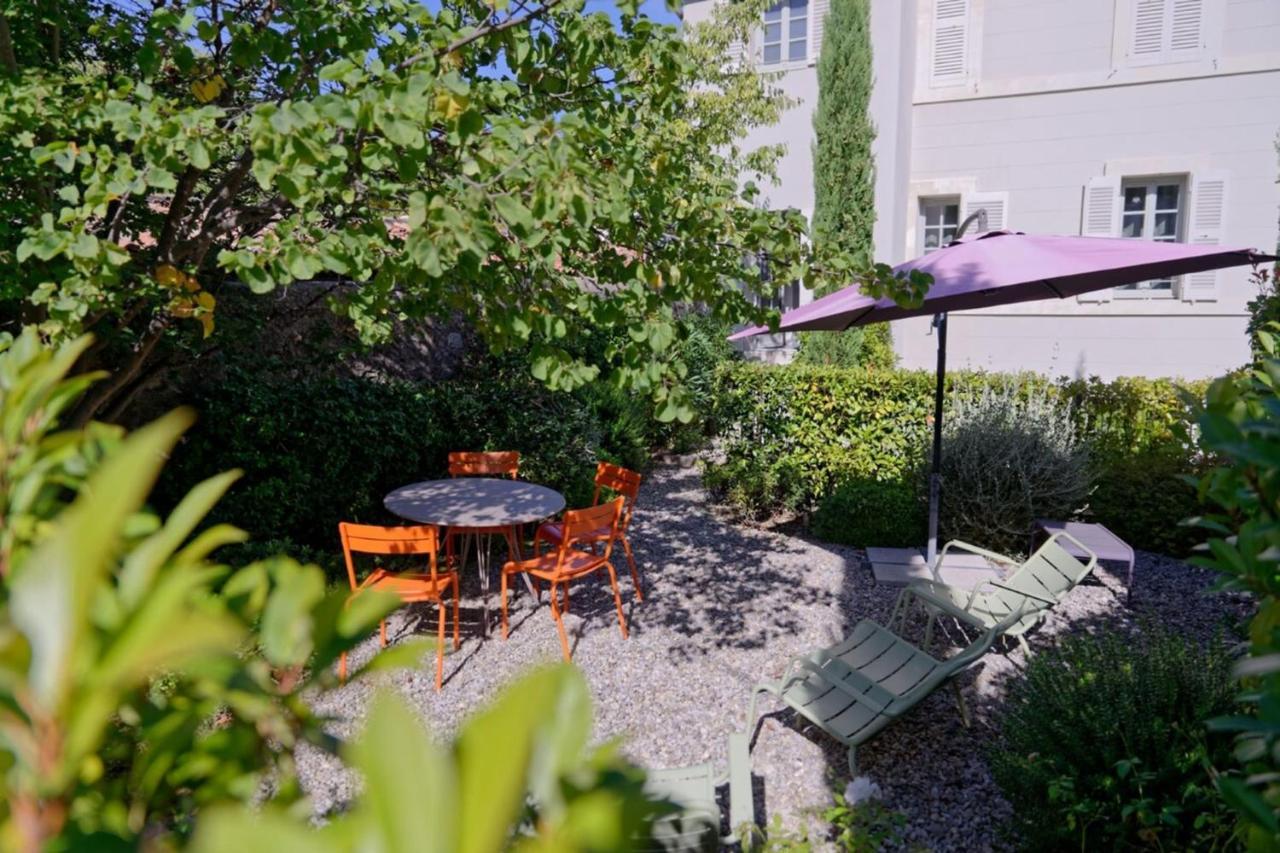 Private Furnished Apartment With All Comfort Has A Garden In A Green Space Meyreuil Eksteriør billede