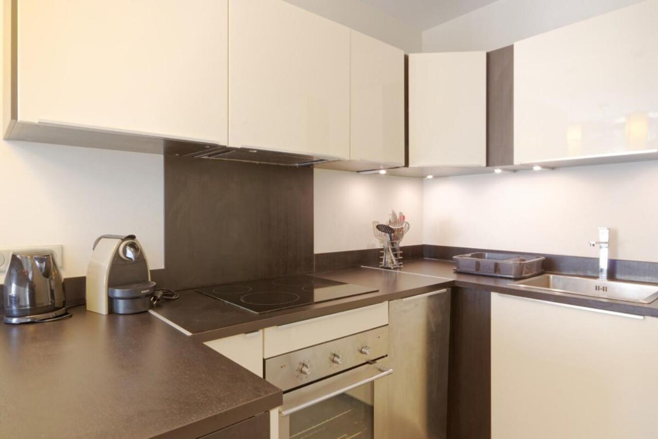 Private Furnished Apartment With All Comfort Has A Garden In A Green Space Meyreuil Eksteriør billede