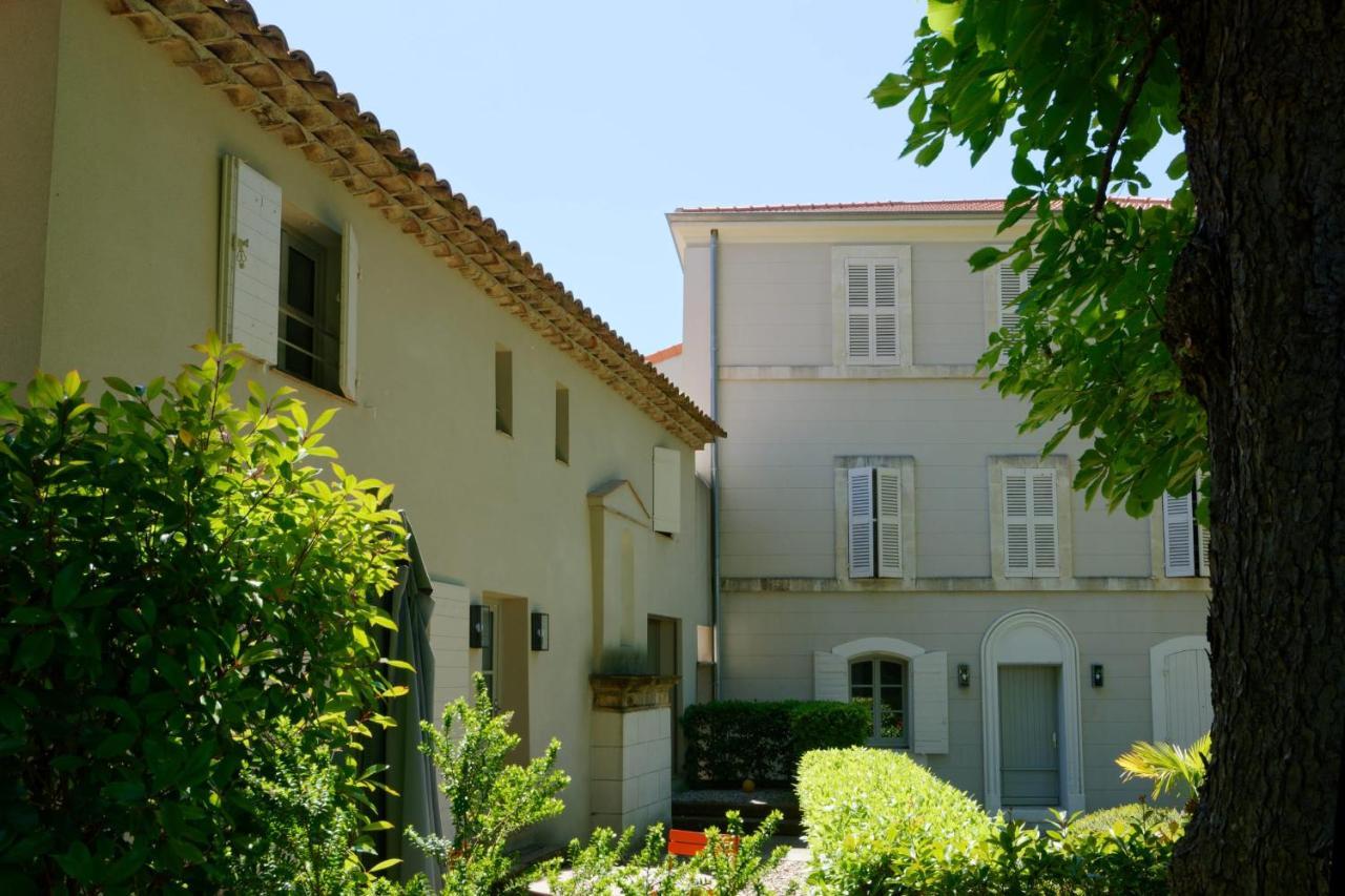 Private Furnished Apartment With All Comfort Has A Garden In A Green Space Meyreuil Eksteriør billede